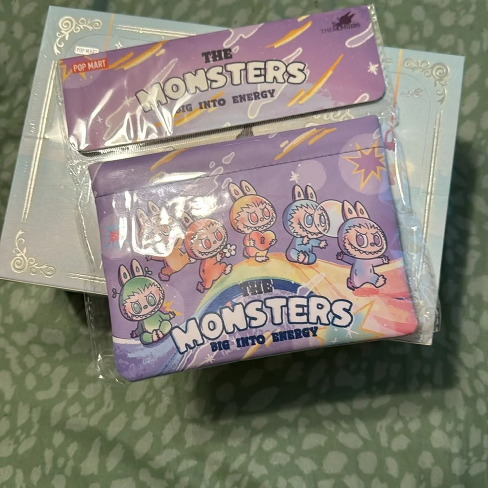 The Monsters Classic Series Set - Picture 5 of 5